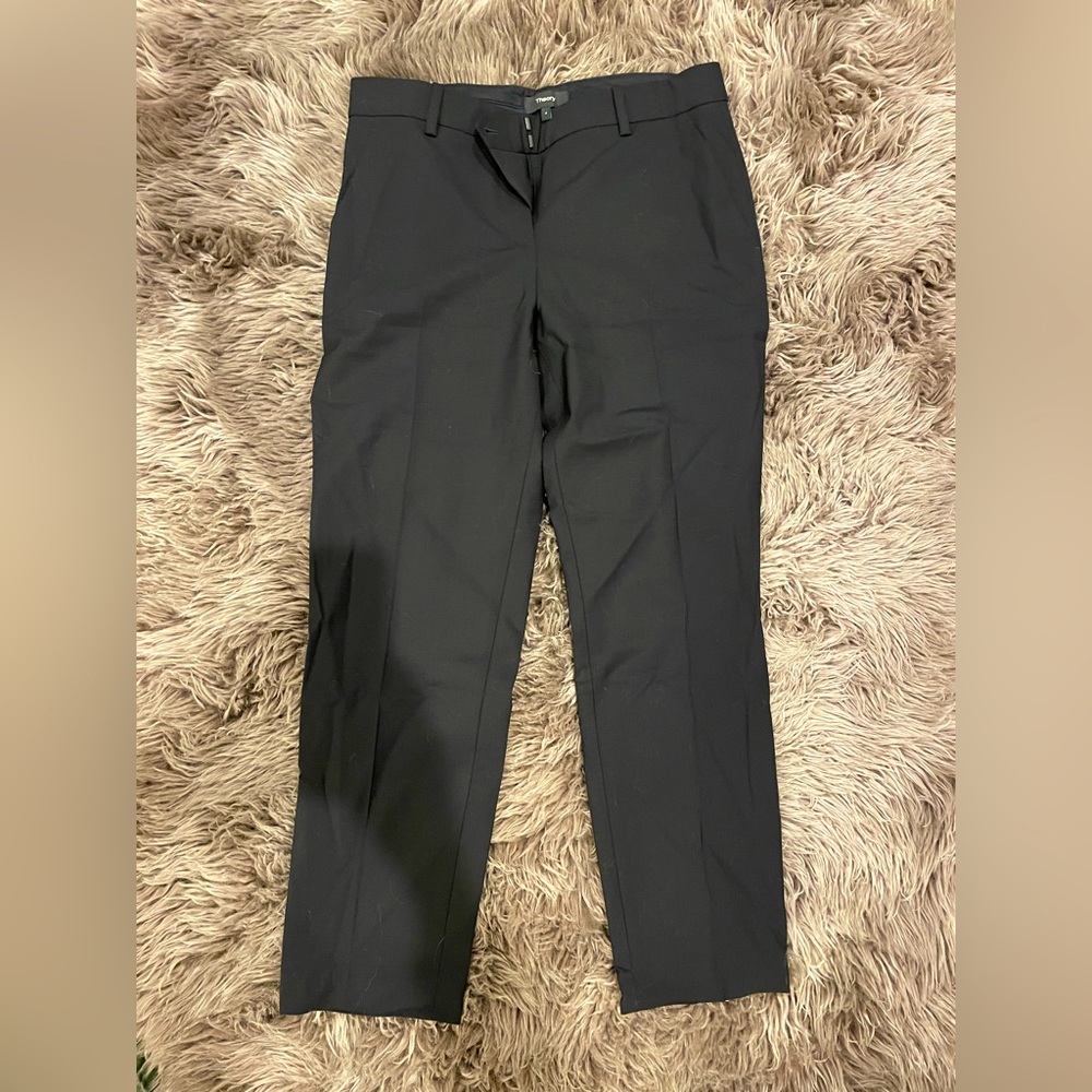 Theory cropped dress pants.